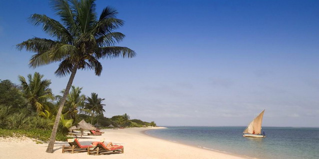 
  Luxury
  Safari Mozambique and South Africa - Benguerra Island, Mozambique 

