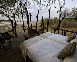 Luxury Zambia Safaris - Kalamu Lagoon Camp Star Beds