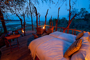 Luxury South Luangwa Safaris - Luxury Camps in Zambia