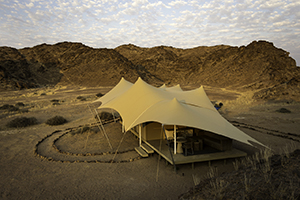 Luxury Skeleton Coast Safaris - Hoanib Skeleton Coast Camp in Namibia