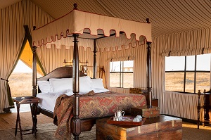 Luxury African Safari Vacations | Kubu Island Safari | Classic Africa